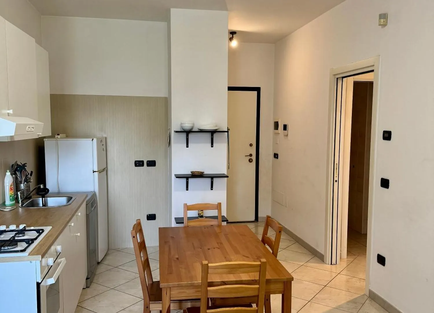 Apartment Capruzzi Bari 0*,